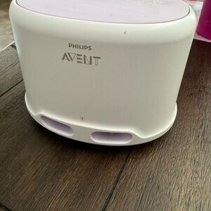 Philips Avent White and Purple Baby Bottle Warmer